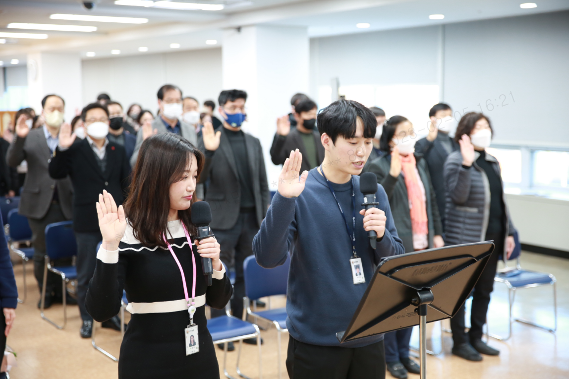 "장안구 공직자가 탄소중립에 앞장서겠습니다!"