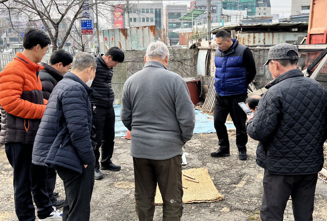 “모야~, 윷이야~!” 수원시 장안구 파장동 대동친목회, 정월 대보름 윷놀이로 묵은 액운 ‘훌훌’