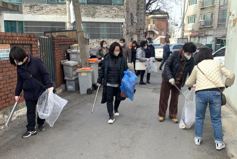 수원시 장안구 영화동 행정복지센터,  주민들과 ‘행복홀씨’ 환경 정화활동 펼쳐