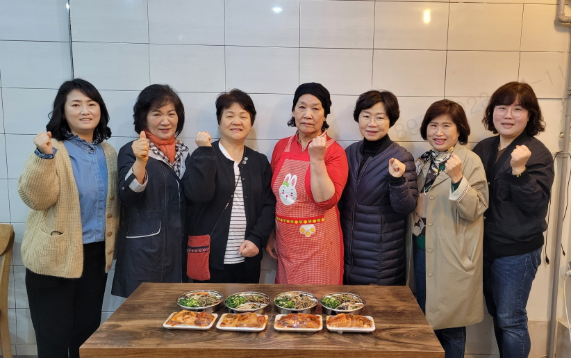 장안구 ‘가나식당’, 사랑의 반찬 나눔에 ‘합류’