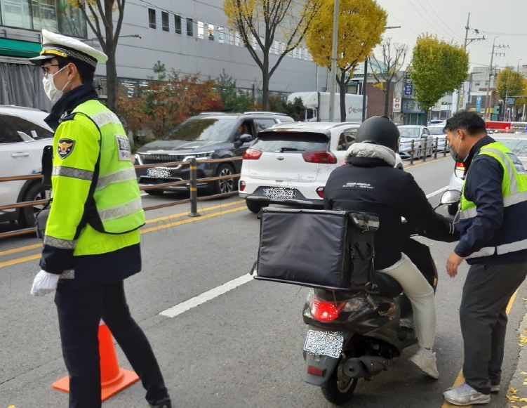 장안구, 이륜자동차 불법행위 합동단속 전개