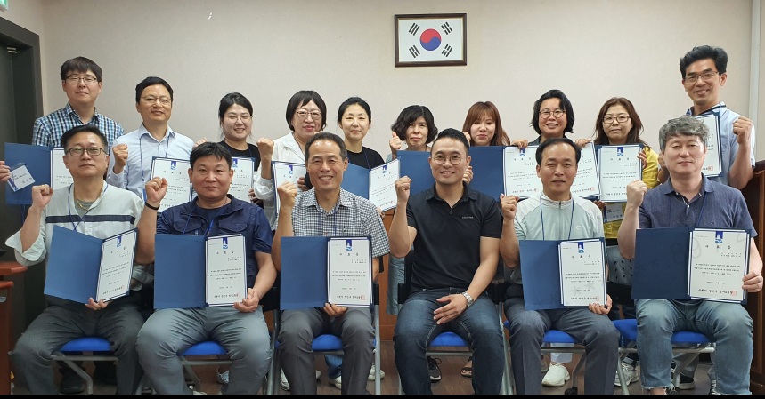 장안구 정자2동 ‘마을 기자단’ 출범 ... 전문 교육 수료한 주민 15명 참여