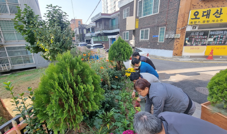 장안구 정자2동,  쌈지화단 조성으로 녹색마을 만들어요!