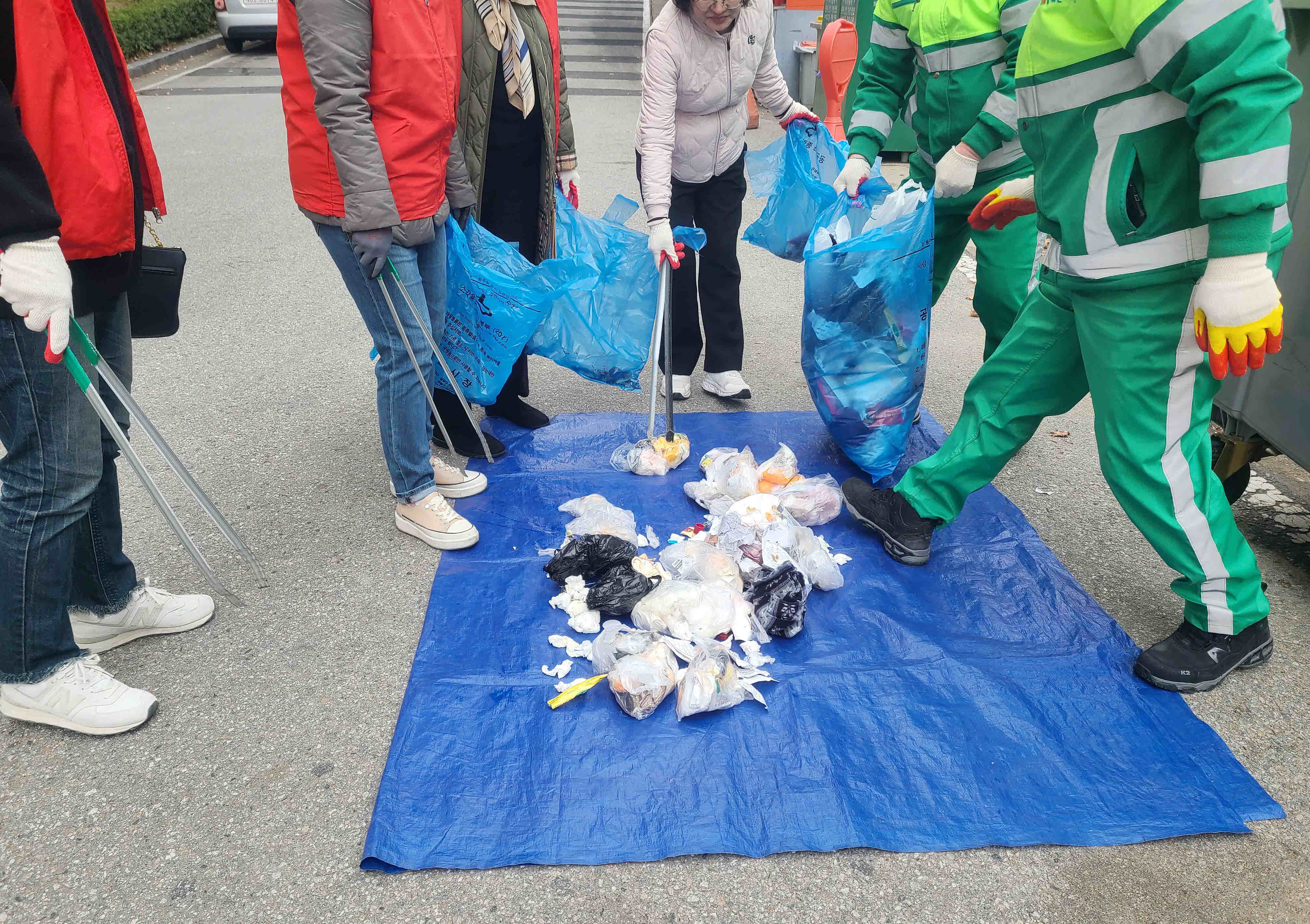 장안구 조원2동, 올바른 쓰레기 분리배출 위한 샘플링 사업 추진