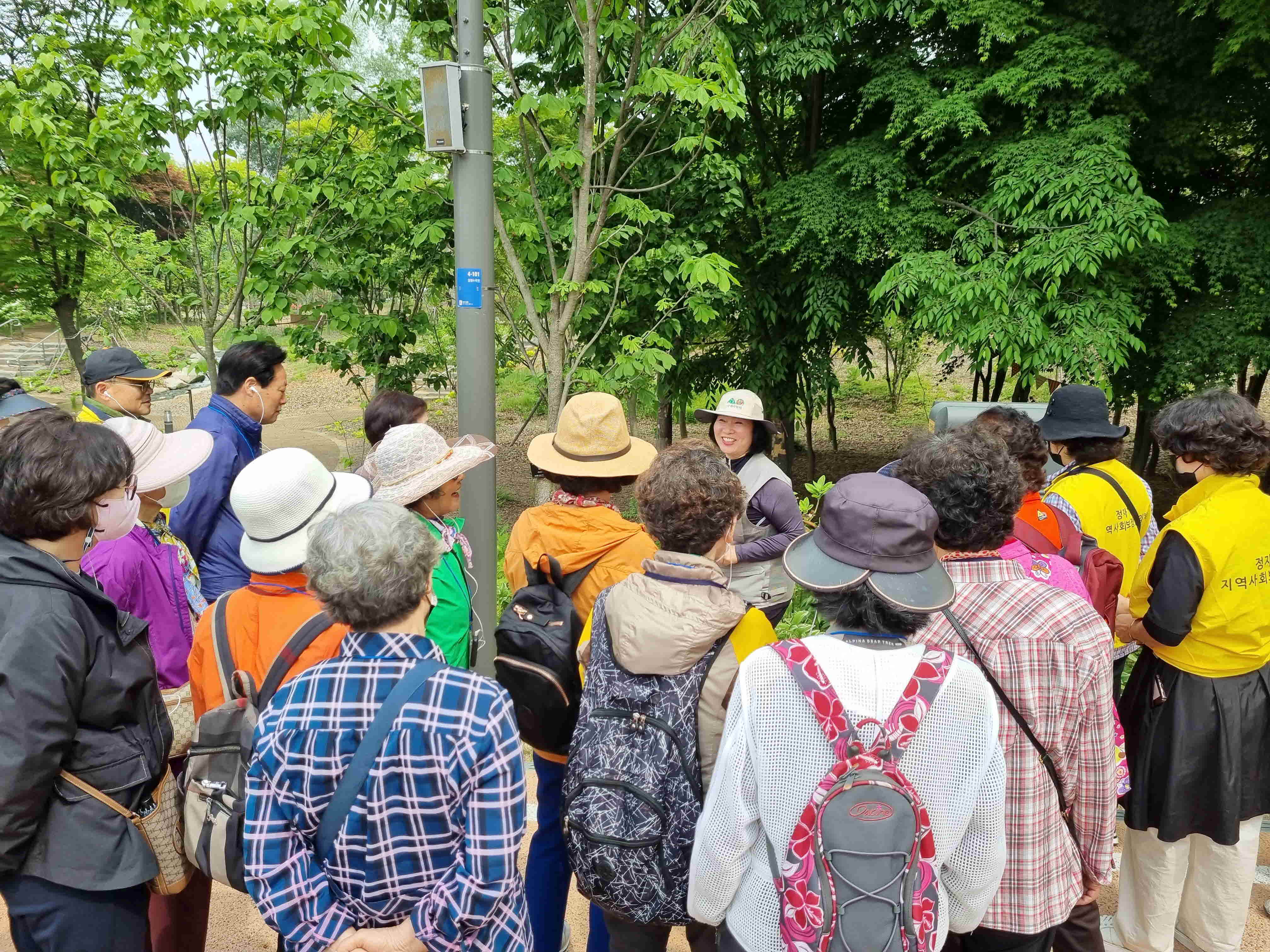 장안구 정자1동 지역사회보장협의체 주최 ‘정(亭)다운 새빛 나들이’ 성황리 개최