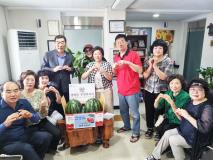 장안구 영화동 주민자치회, 중복 맞이 수박 나눔 행사