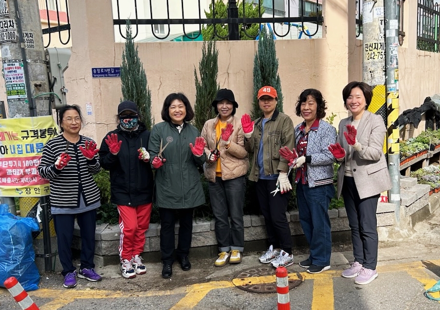 장안구 정자2동, 손바닥정원 유지관리활동 실시