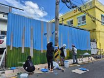 수원시 장안구 연무동 마을만들기협의회,  벽화 통해 밝은 골목길 조성