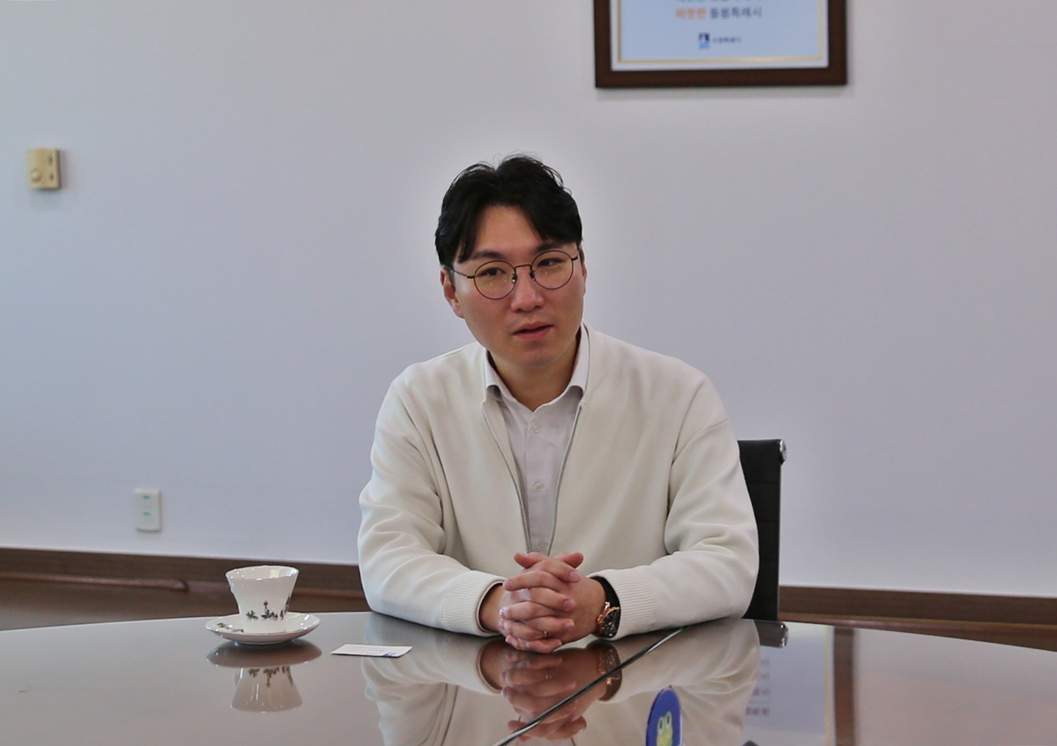 액티브아이티(주) 이웃돕기 기부금 전달식4번 사진