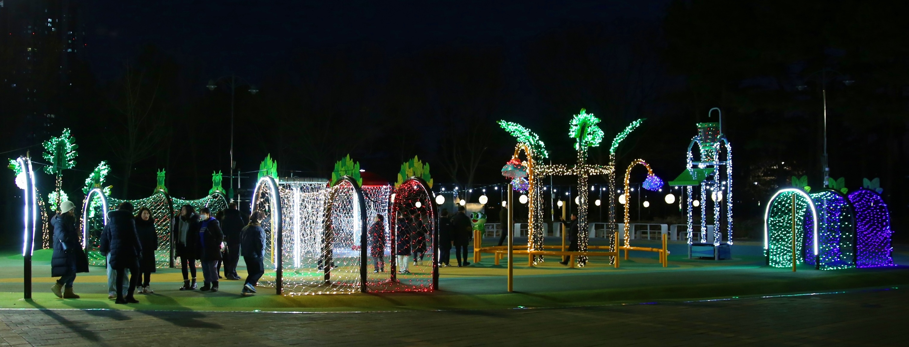 만석공원 물놀이장 점등식5번 사진