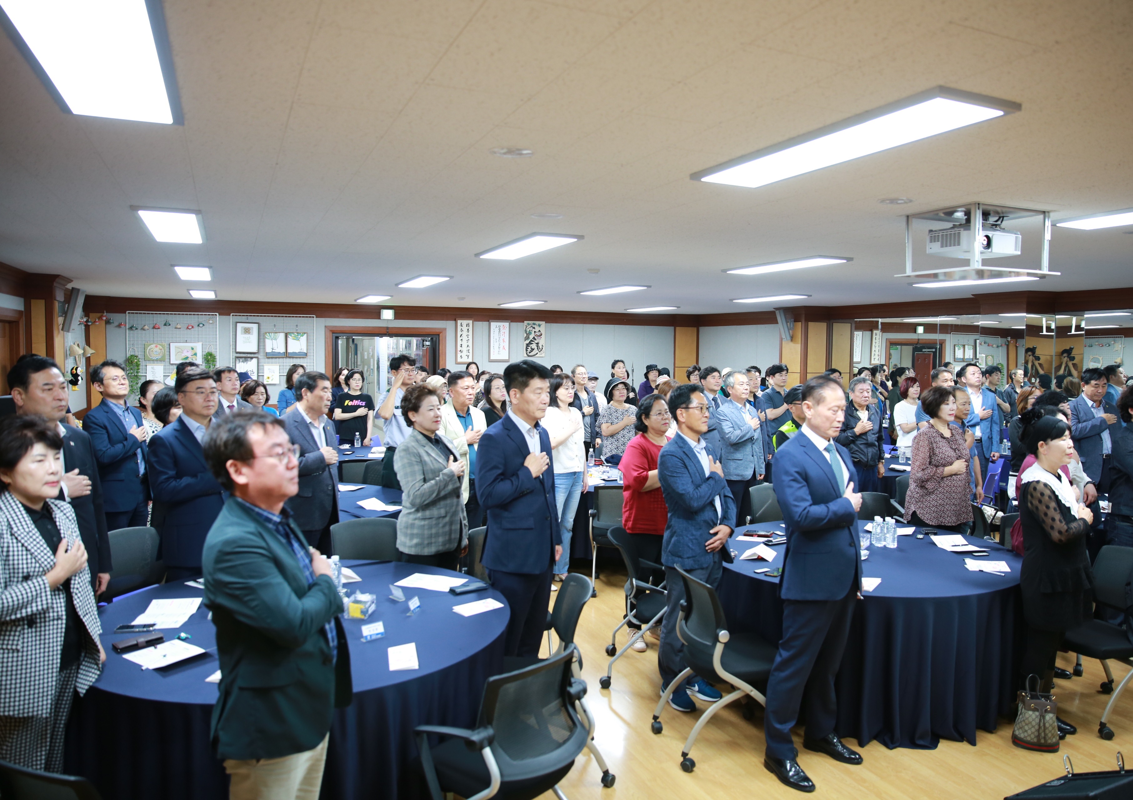 송죽동 주민총회5번 사진