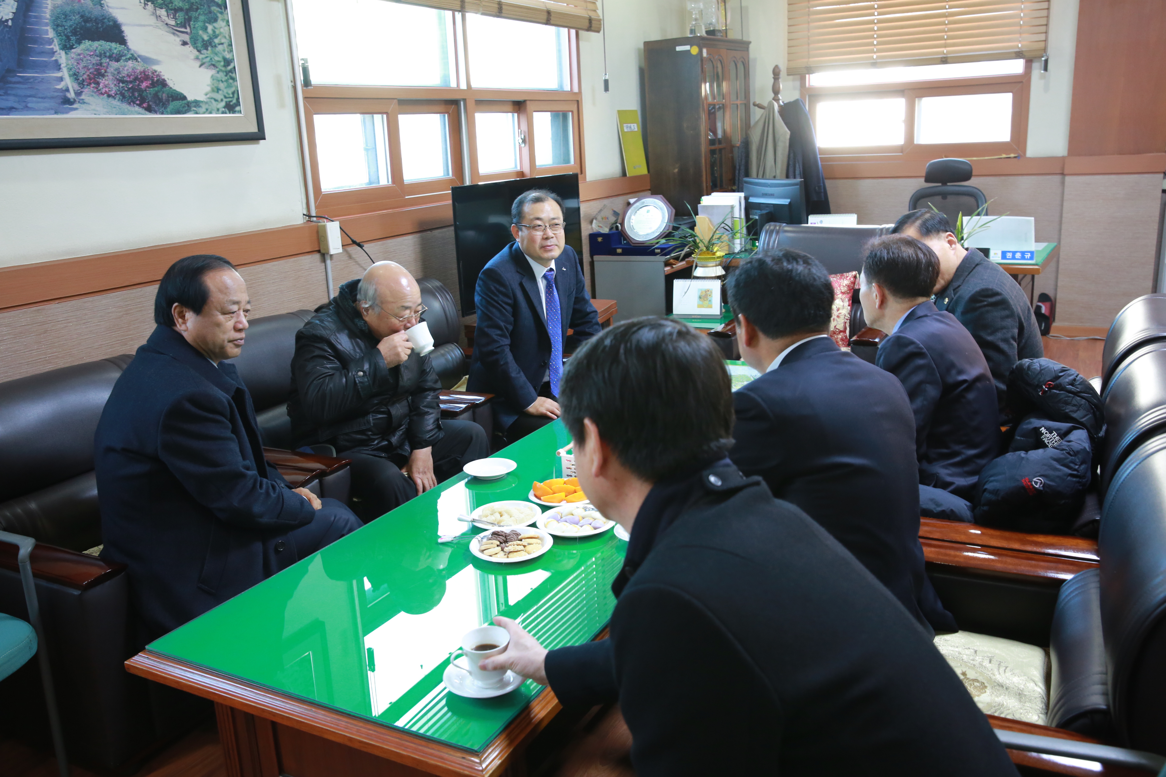 정자2동 작품전시회 및 일일찻집1번 사진