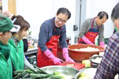 구 새마을부녀회 석박지 나눔행사5번 사진