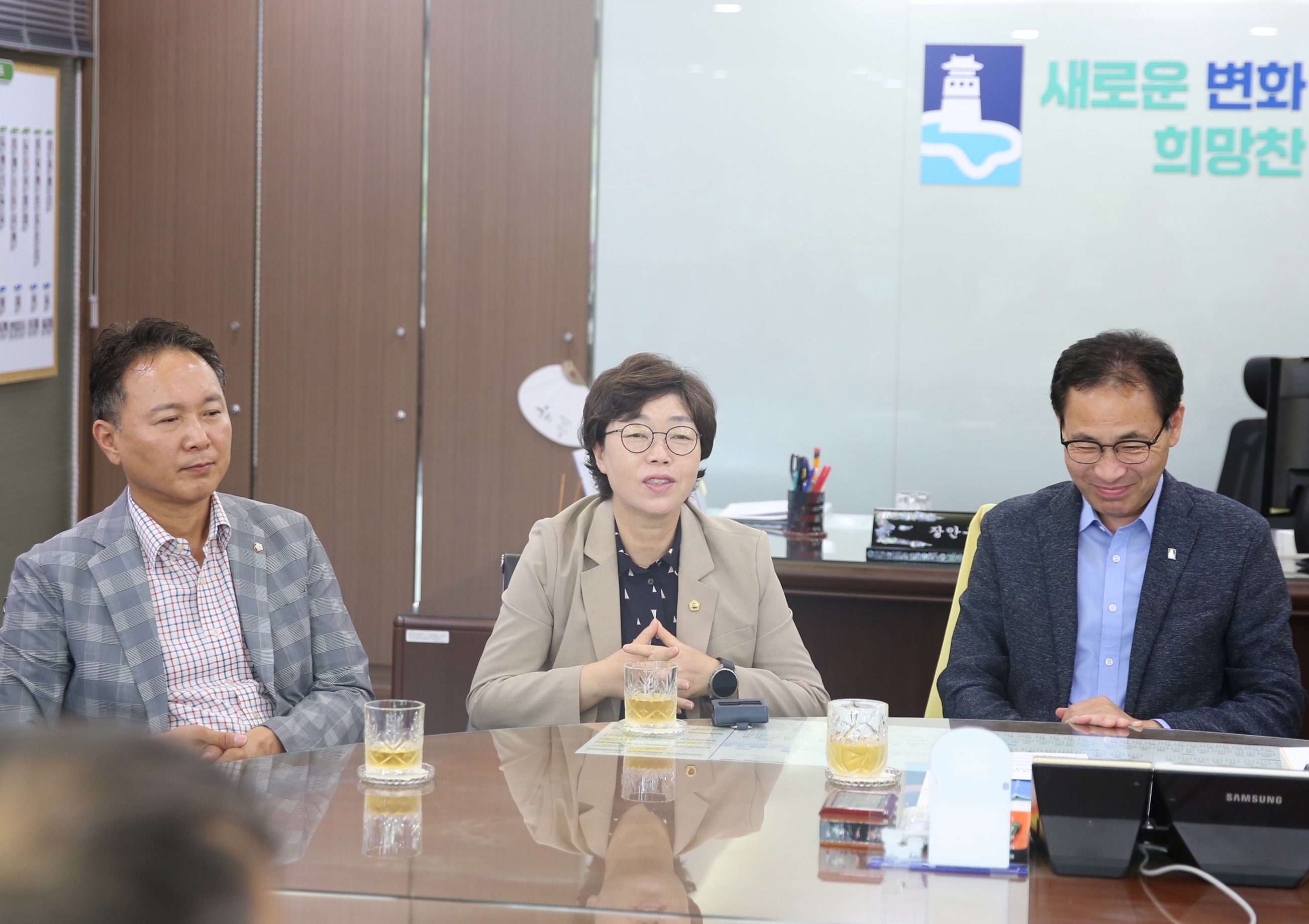 수해복구 성금 전달7번 사진